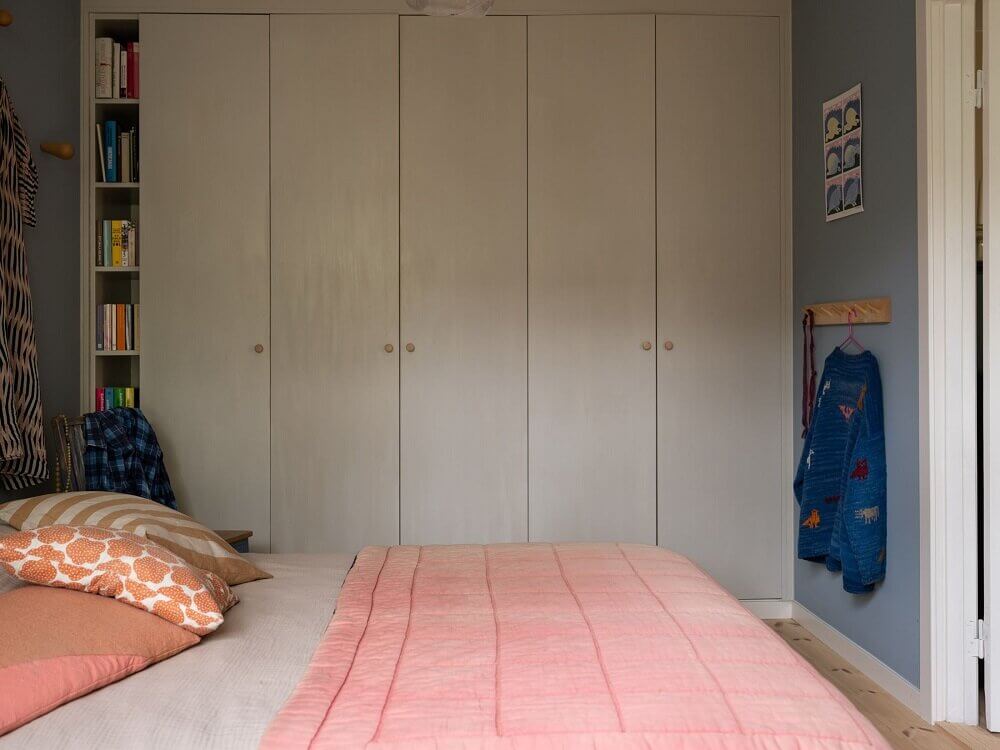 A Pink and Blue Scandinavian Apartment 13 pink-blue-scandinavian-apartment-nordroom