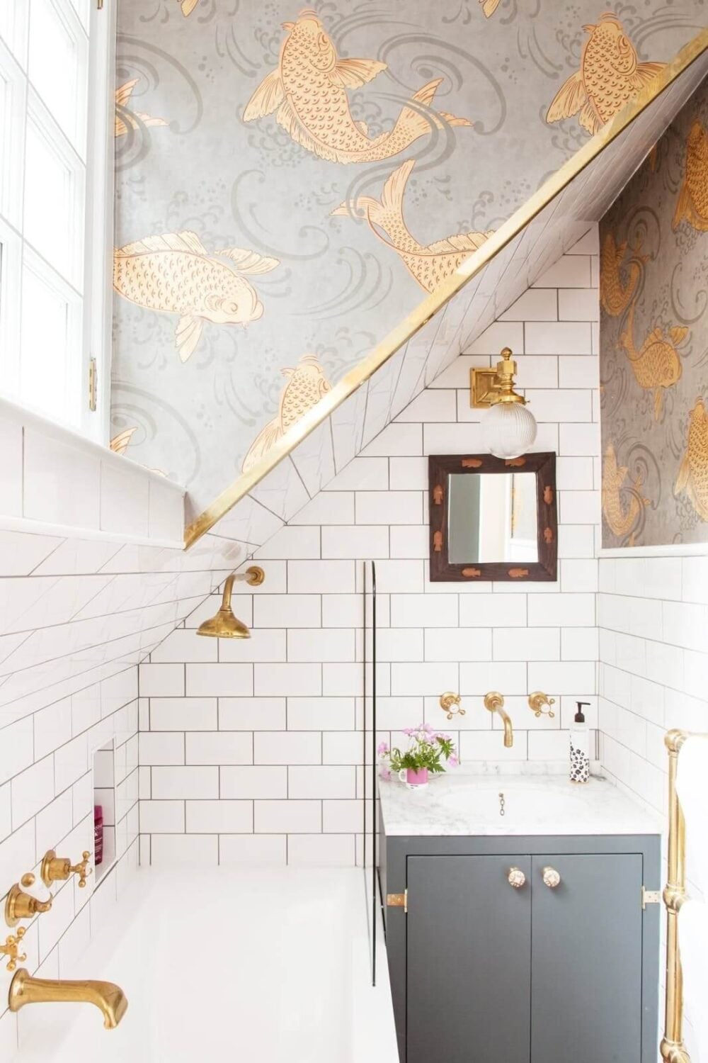 83 Small Bathroom Ideas & How To Make It Look Bigger 83 small-bathroom-design-ideas-nordroom