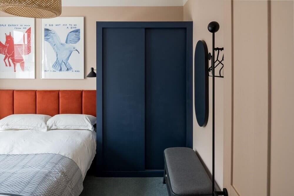 A London Townhouse with Vibrant Color Touches 10 london-townhouse-vibrant-color-touches-nordroom