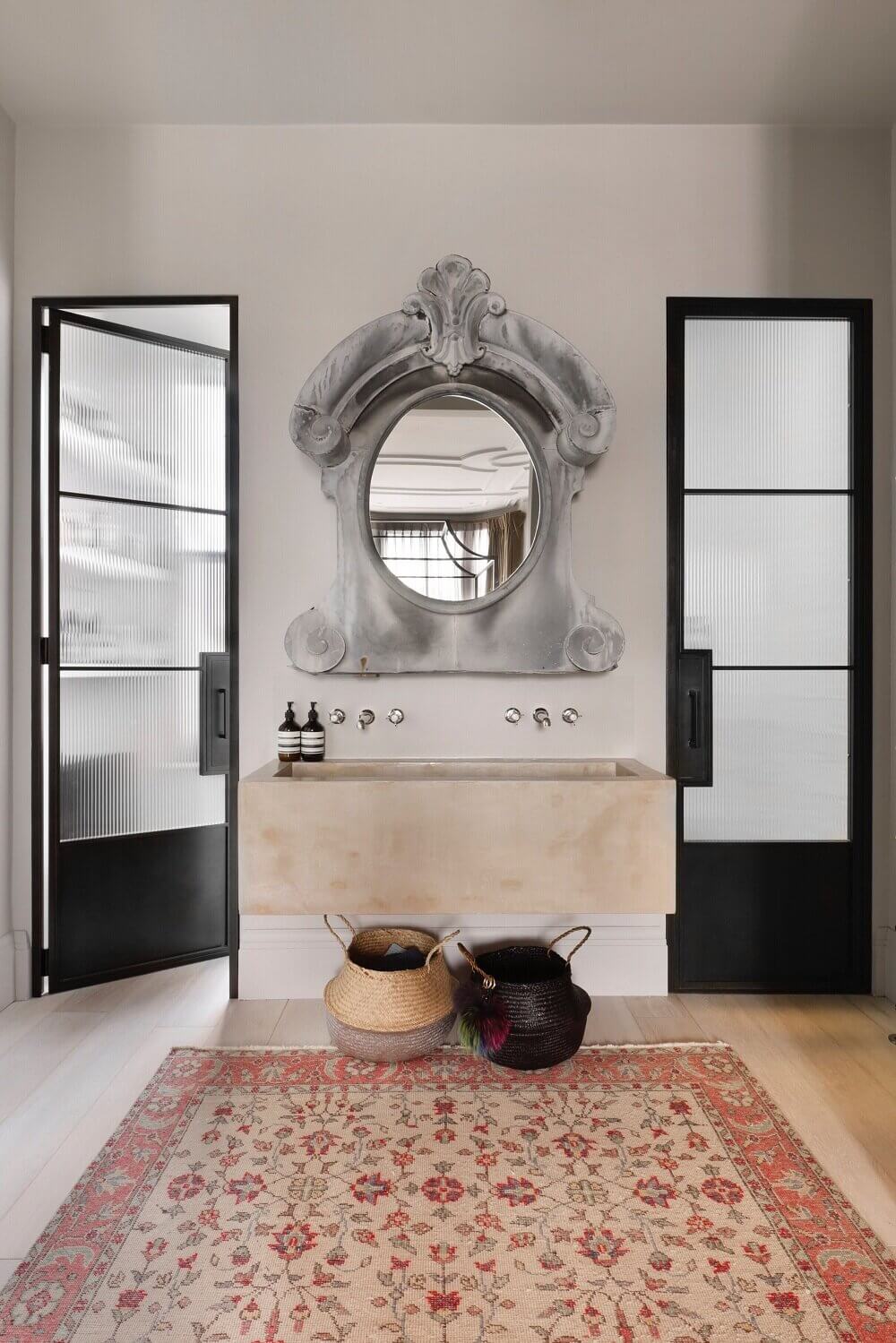 Colorful Touches in a London Family Home 10 colorful-touches-london-family-home-nordroom