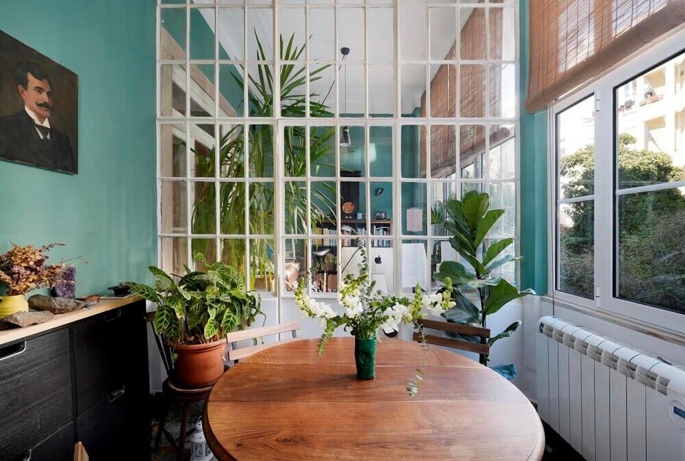 Paula's Beautiful 1930s Apartment in Lisbon 11 1930s-lisbon-apartment-nordroom