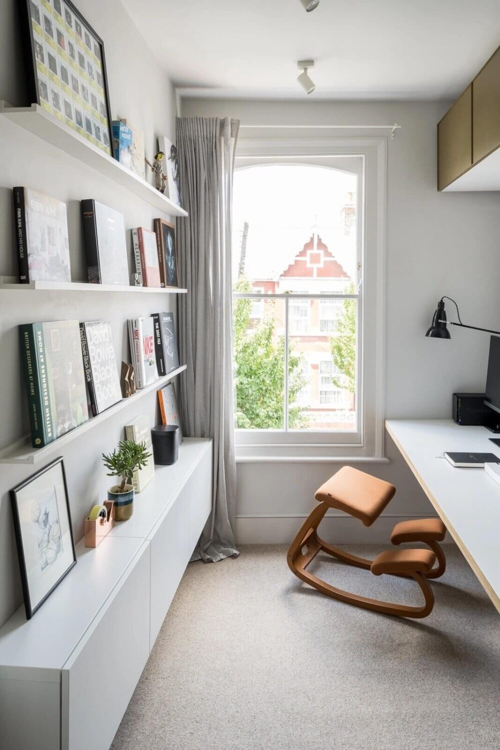 A London Townhouse with Vibrant Color Touches 18 home-office-london-townhouse-nordroom