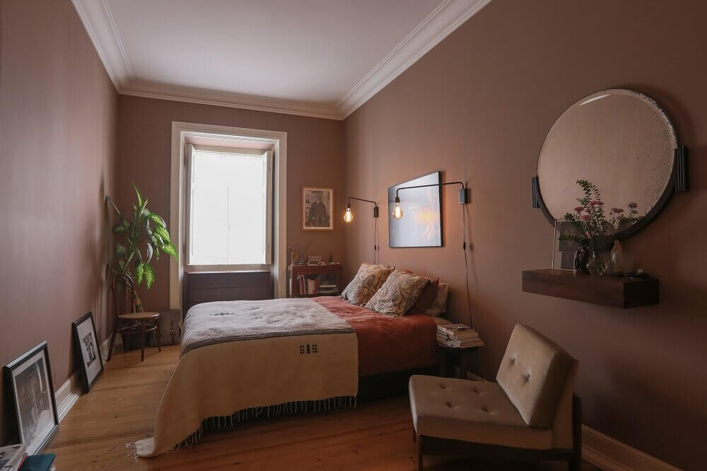 Paula's Beautiful 1930s Apartment in Lisbon 19 1930s-lisbon-apartment-nordroom
