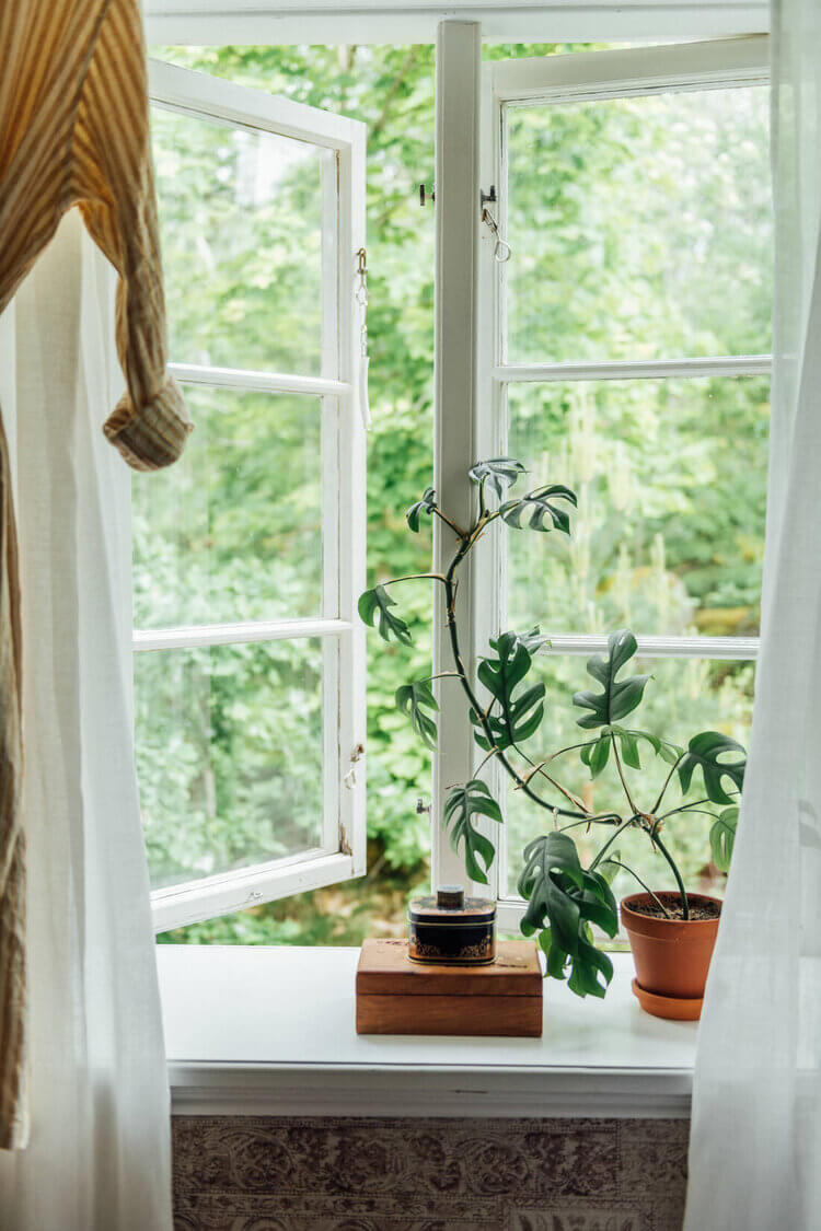 A 19th-Century Swedish Home with Charming Garden 22 19th-century-swedish-home-charming-garden-nordroom