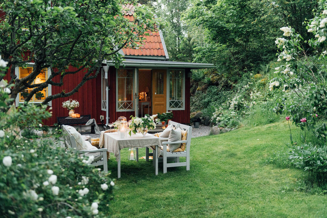 Best of 2021: Outdoor Spaces 9 19th-century-swedish-home-charming-garden-nordroom