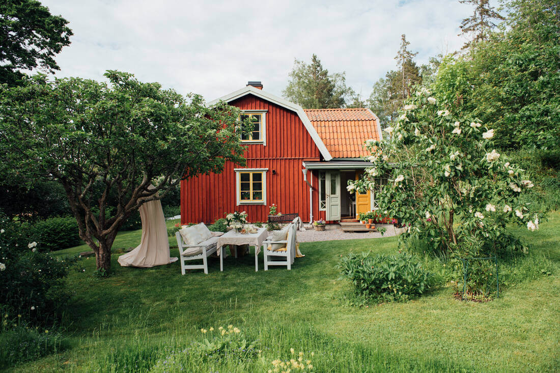 A 19th-Century Swedish Home with Charming Garden 32 19th-century-swedish-home-charming-garden-nordroom