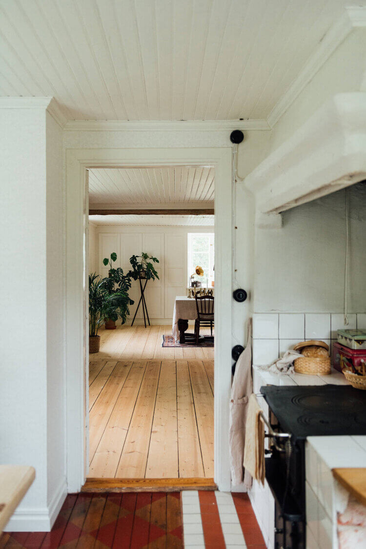 A 19th-Century Swedish Home with Charming Garden 8 19th-century-swedish-home-charming-garden-nordroom