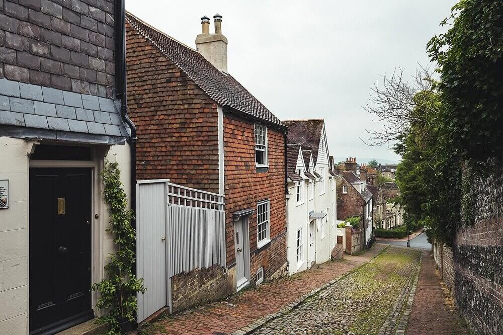 A Carefully Restored 17th Century English Cottage 25 carefully-restored-17th-century-english-cottage-nordroom