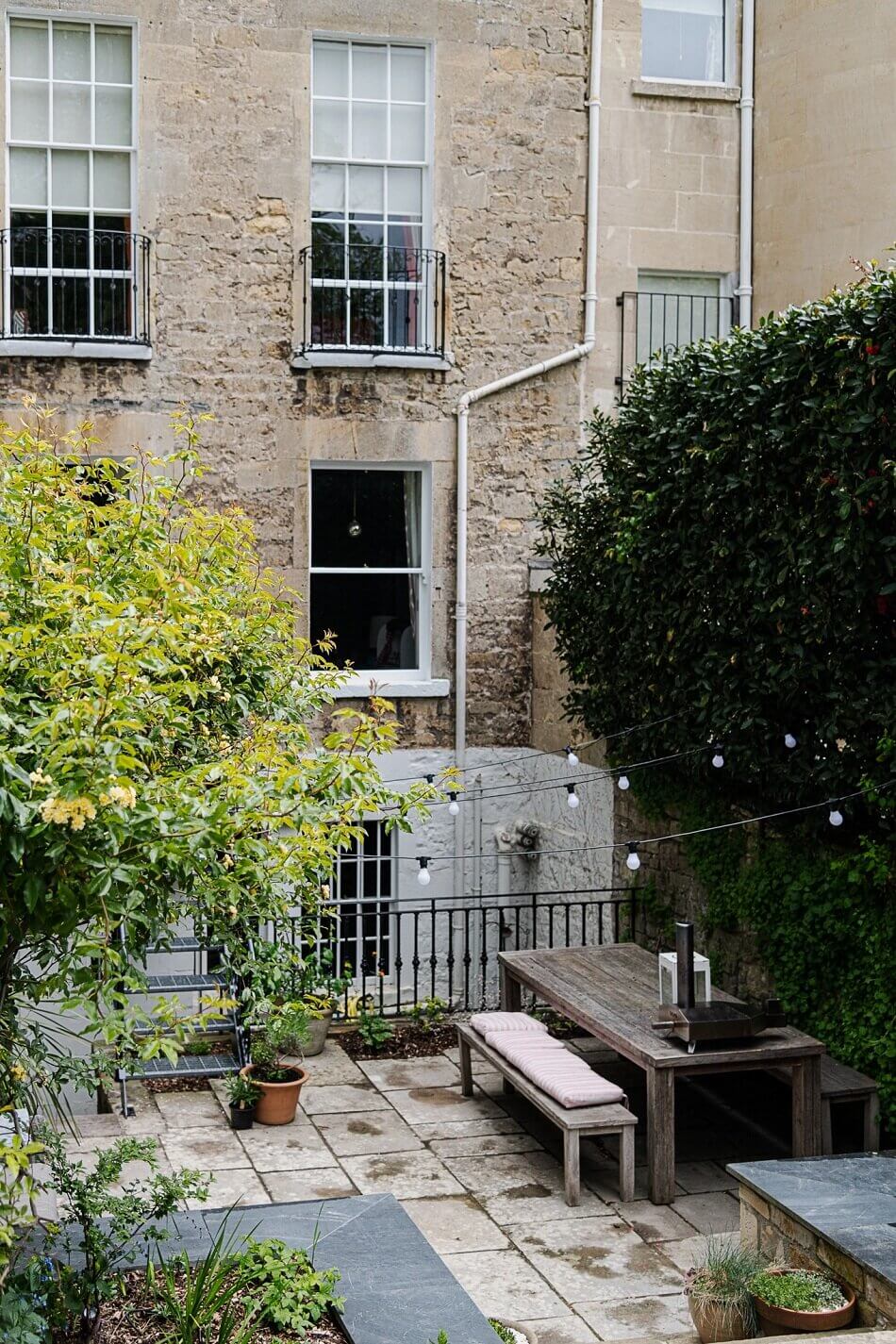 A Vibrant Colorful Townhouse in Bath 26 vibrant-colorful-townhouse-bath-nordroom