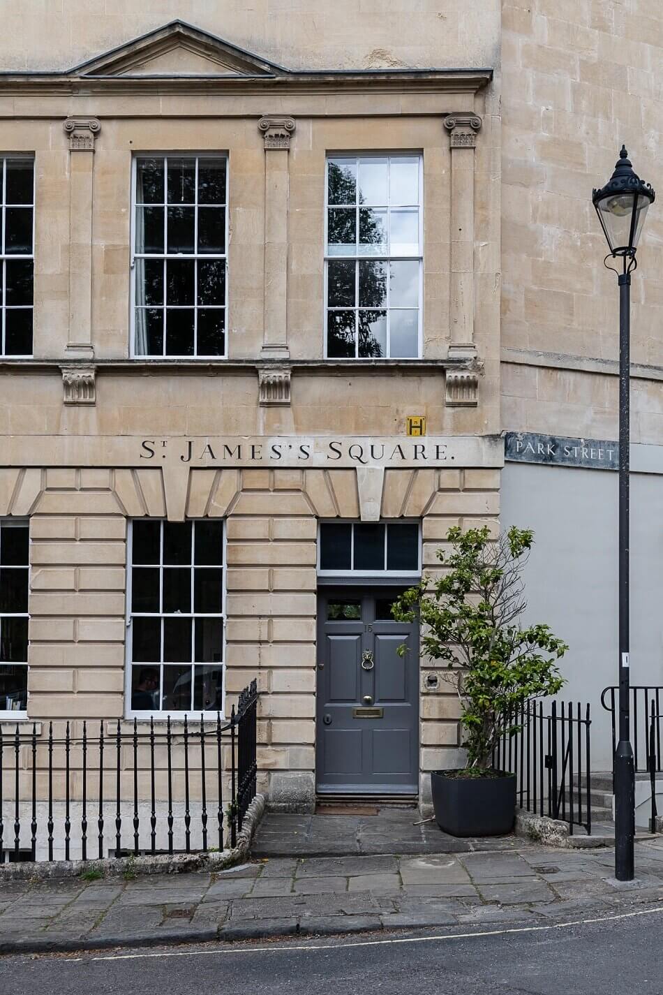 A Vibrant Colorful Townhouse in Bath 27 vibrant-colorful-townhouse-bath-nordroom