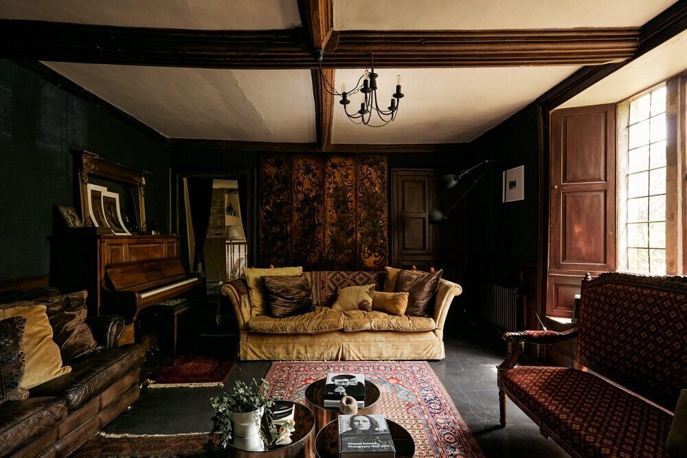 An English Country House with Historic Features 2 english-country-house-historic-features-nordrom