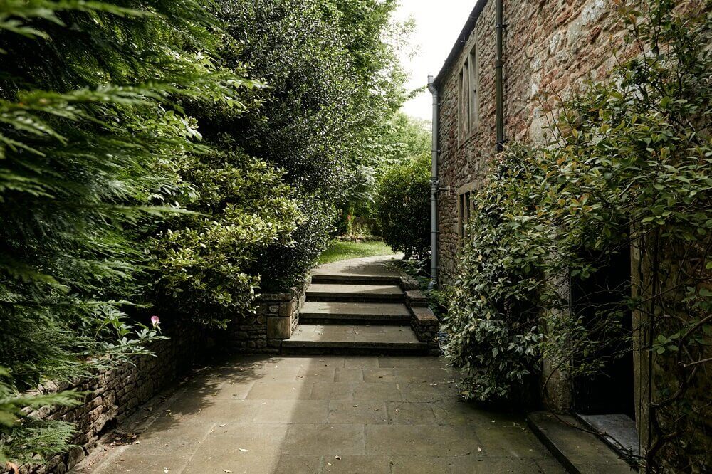 An English Country House with Historic Features 22 english-country-house-historic-features-nordroom