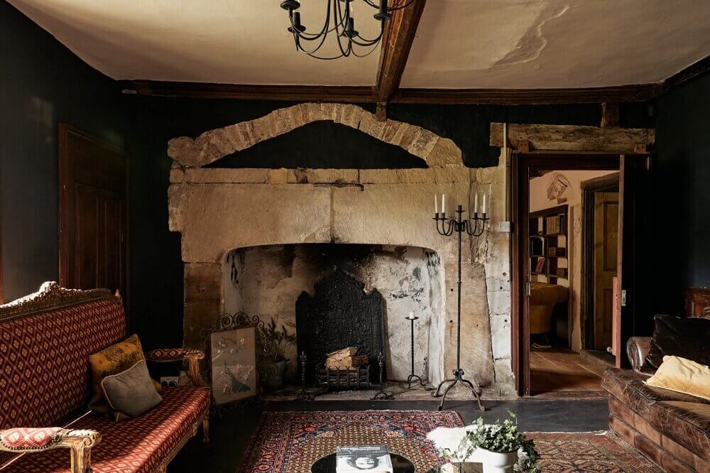 An English Country House with Historic Features 4 english-country-house-historic-features-nordrom