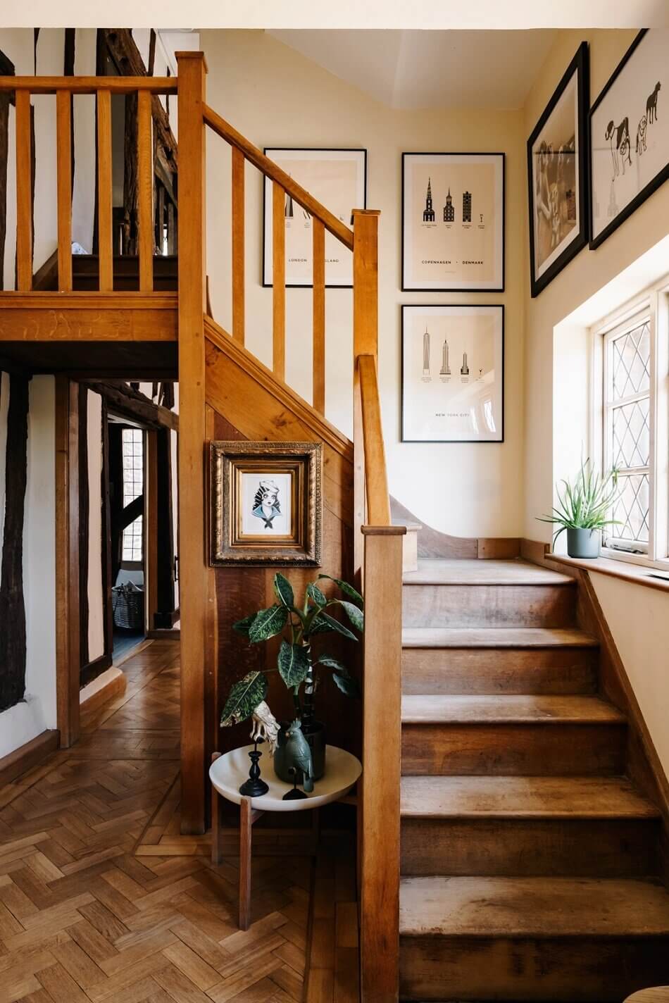 An English Farmhouse Brimming With History 14 english-farmhouse-brimming-with-history-nordroom