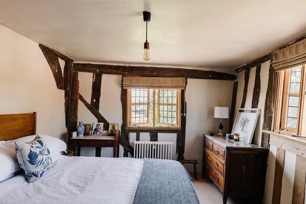 An English Farmhouse Brimming With History 18 english-farmhouse-brimming-with-history-nordroom