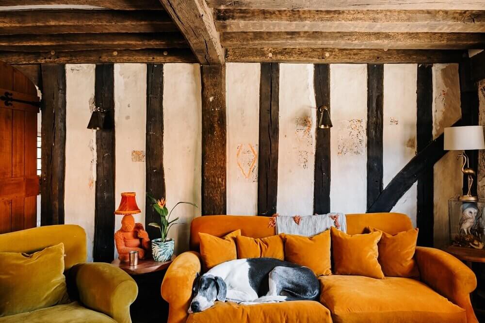 An English Farmhouse Brimming With History 8 english-farmhouse-brimming-with-history-nordroom