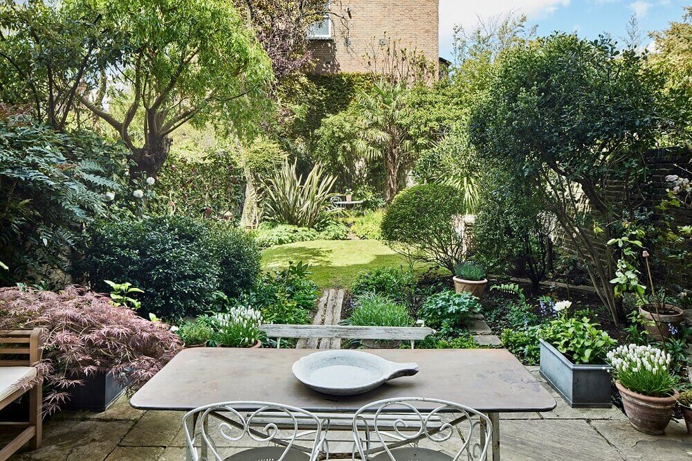 A Light-Filled Maisonette With Lovely Garden 20 garden-london-maisonette-nordroom