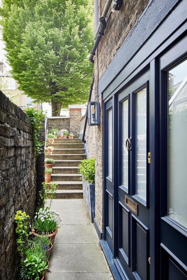 A Light-Filled Maisonette With Lovely Garden 24 garden-london-maisonette-nordroom