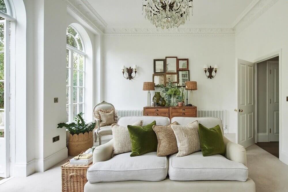 A Light-Filled Maisonette With Lovely Garden 2 light-filled-living-room-arched-winodws-london-nordroom