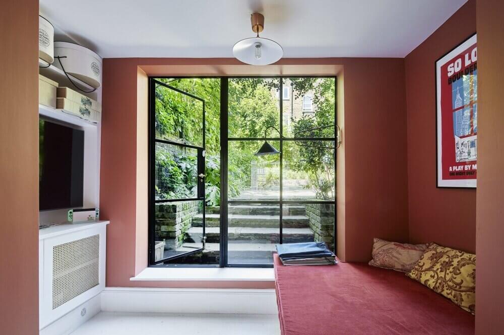 Serene Interiors in a Victorian Townhouse 25 serene-interiors-victorian-townhouse-nordroom