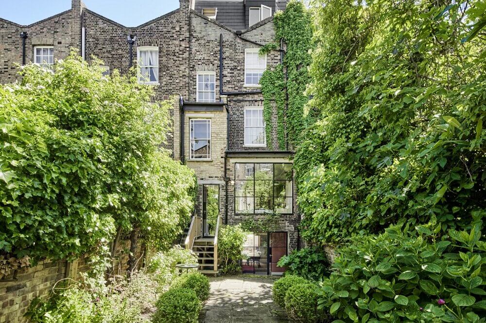 Serene Interiors in a Victorian Townhouse 26 serene-interiors-victorian-townhouse-nordroom