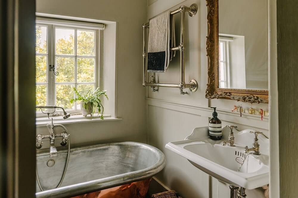 A Georgian Home Filled With Character 14 a-georgian-home-filled-with-character-nordroom