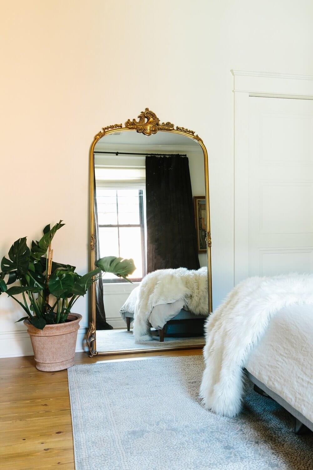 An Elegant European Inspired Home in Louisville 15 elegant-european-inspired-home-louisville-nordroom
