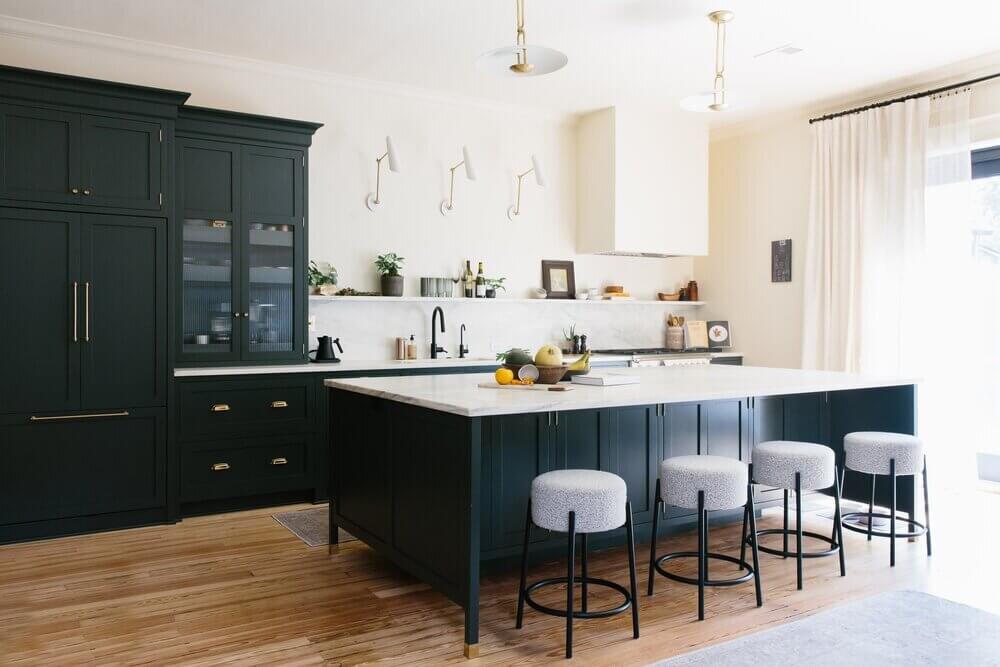 An Elegant European Inspired Home in Louisville 2 elegant-european-inspired-home-louisville-nordroom