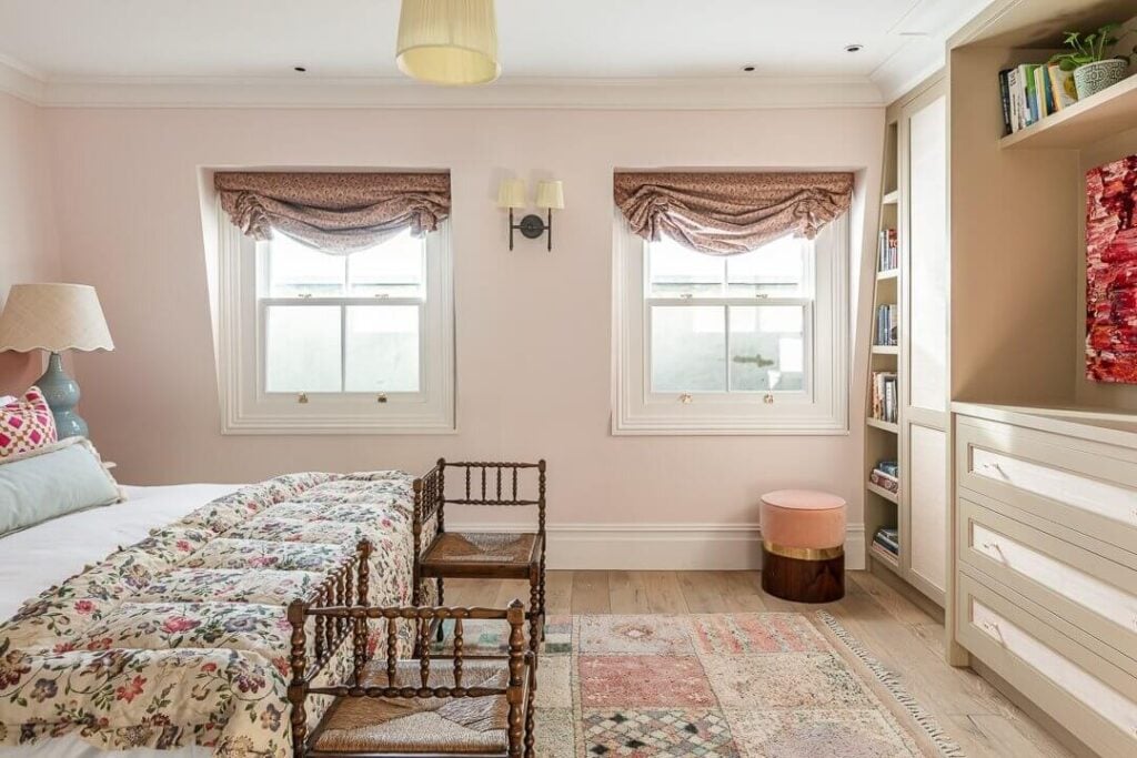 A Blend Of British and Californian Style In A London Townhouse 23 british-californian-style-notting-hill-townhouse-nordroom