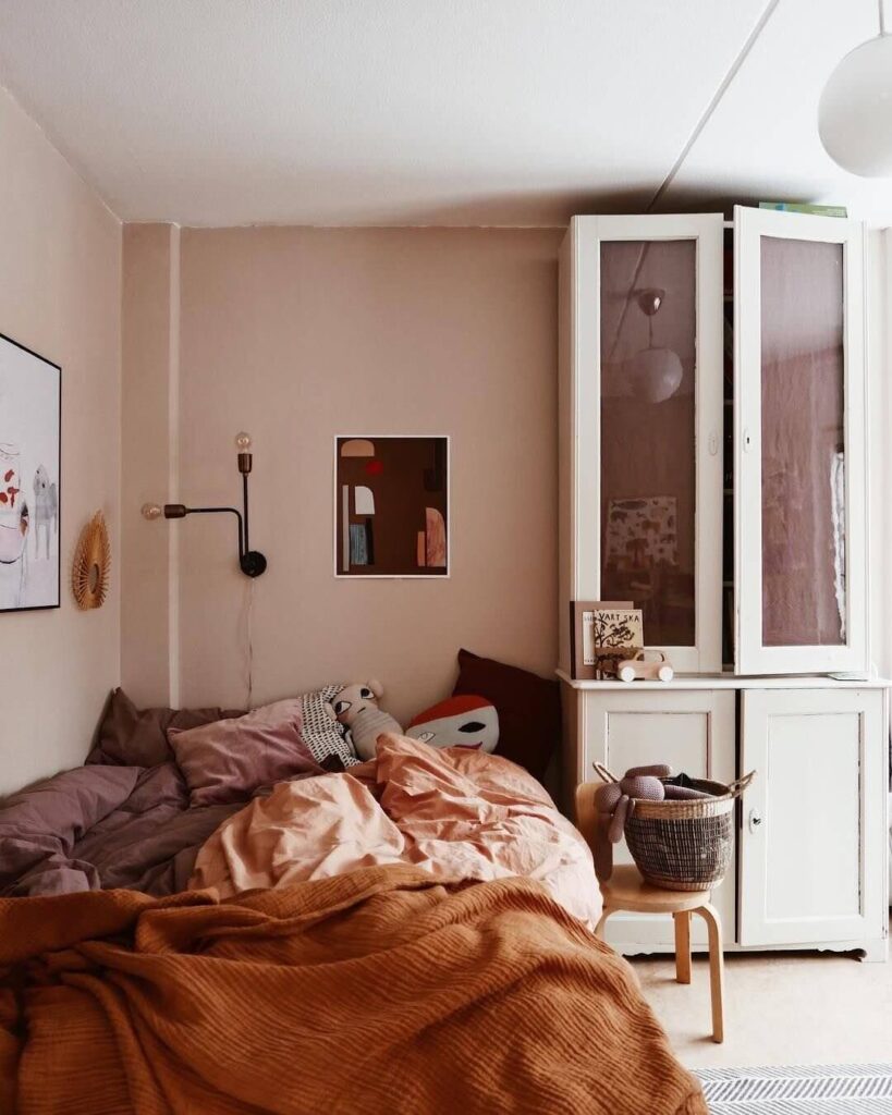 Interiors Decorated with Warm Colors 10 warm-home-color-inspiration-nordroom