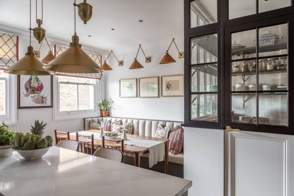 A Blend Of British and Californian Style In A London Townhouse 12 british-californian-style-notting-hill-townhouse-nordroom