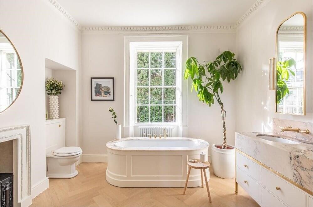 A Peaceful Townhouse in Bath With A Pink Surprise 11 serene-townhouse-bath-master-bedroom-gainsborough-nordroom