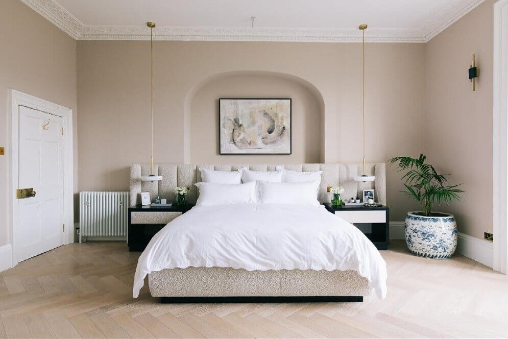 A Peaceful Townhouse in Bath With A Pink Surprise 9 serene-townhouse-bath-master-bedroom-gainsborough-nordroom