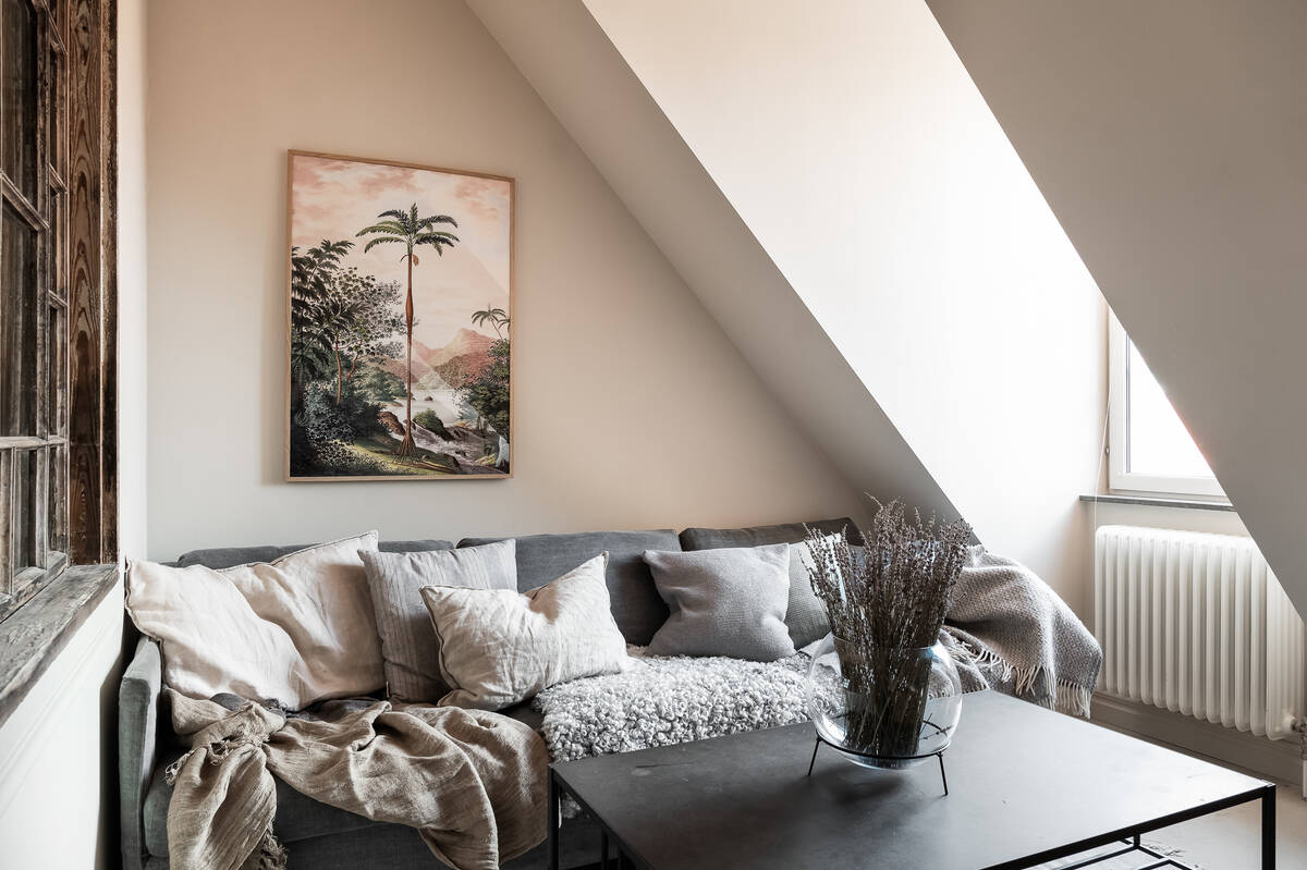 A Stockholm Maisonette Decorated in Warm Neutrals 13 stockholm-apartment-warm-neutral-color-palette-nordroom