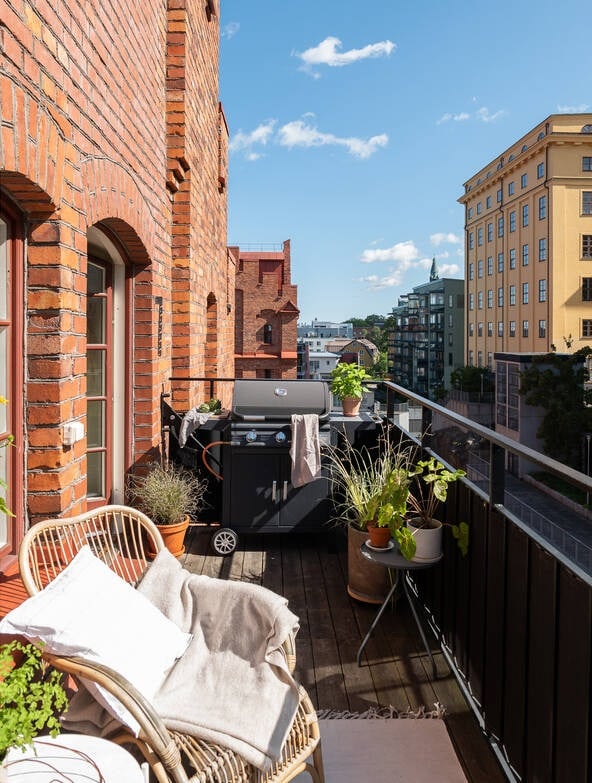 A Stockholm Maisonette Decorated in Warm Neutrals 17 stockholm-apartment-warm-neutral-color-palette-nordroom