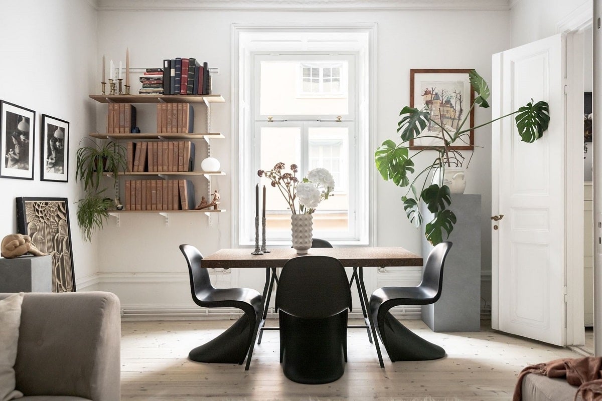 A Bright and Natural Scandinavian Apartment 3 bright-natural-scandinavian-apartment-period-details-nordroom