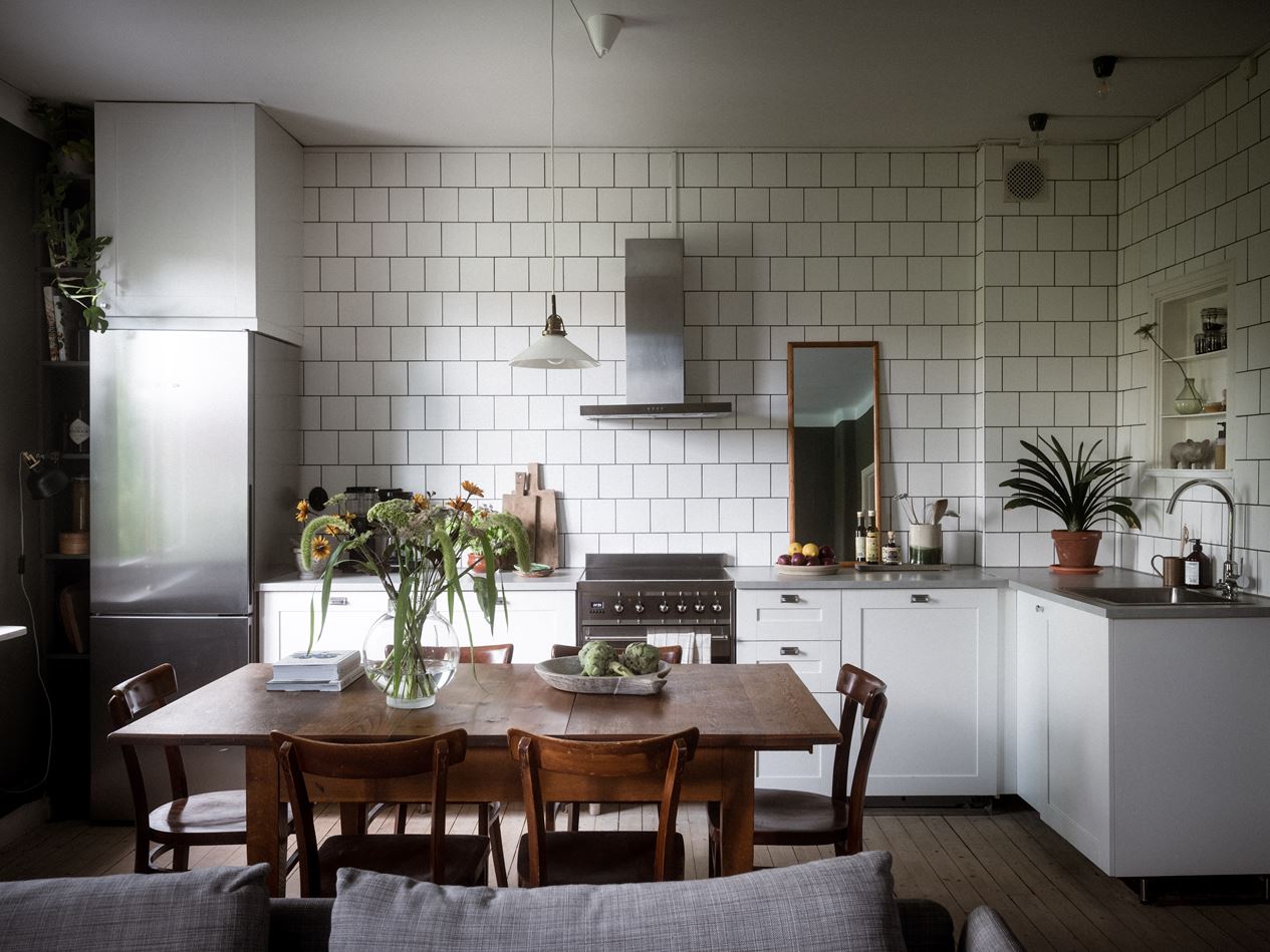 A Moody Green Living Room in a Scandi Apartment 4 moody-green-living-room-scandinavian-apartment-nordroom