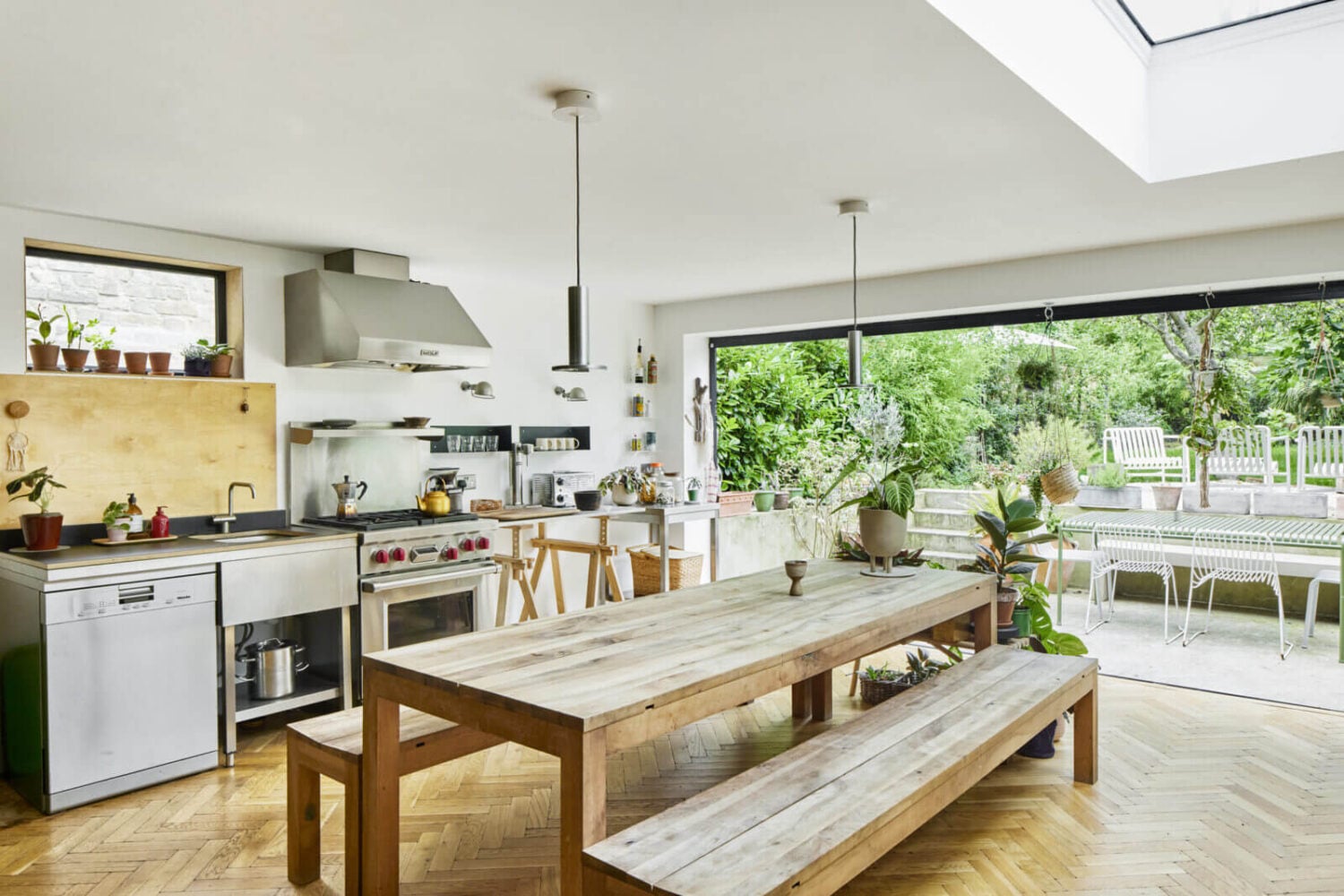 An Open-Plan Victorian House in London 9 open-plan-loft-victorian-townhouse-london-nordroom