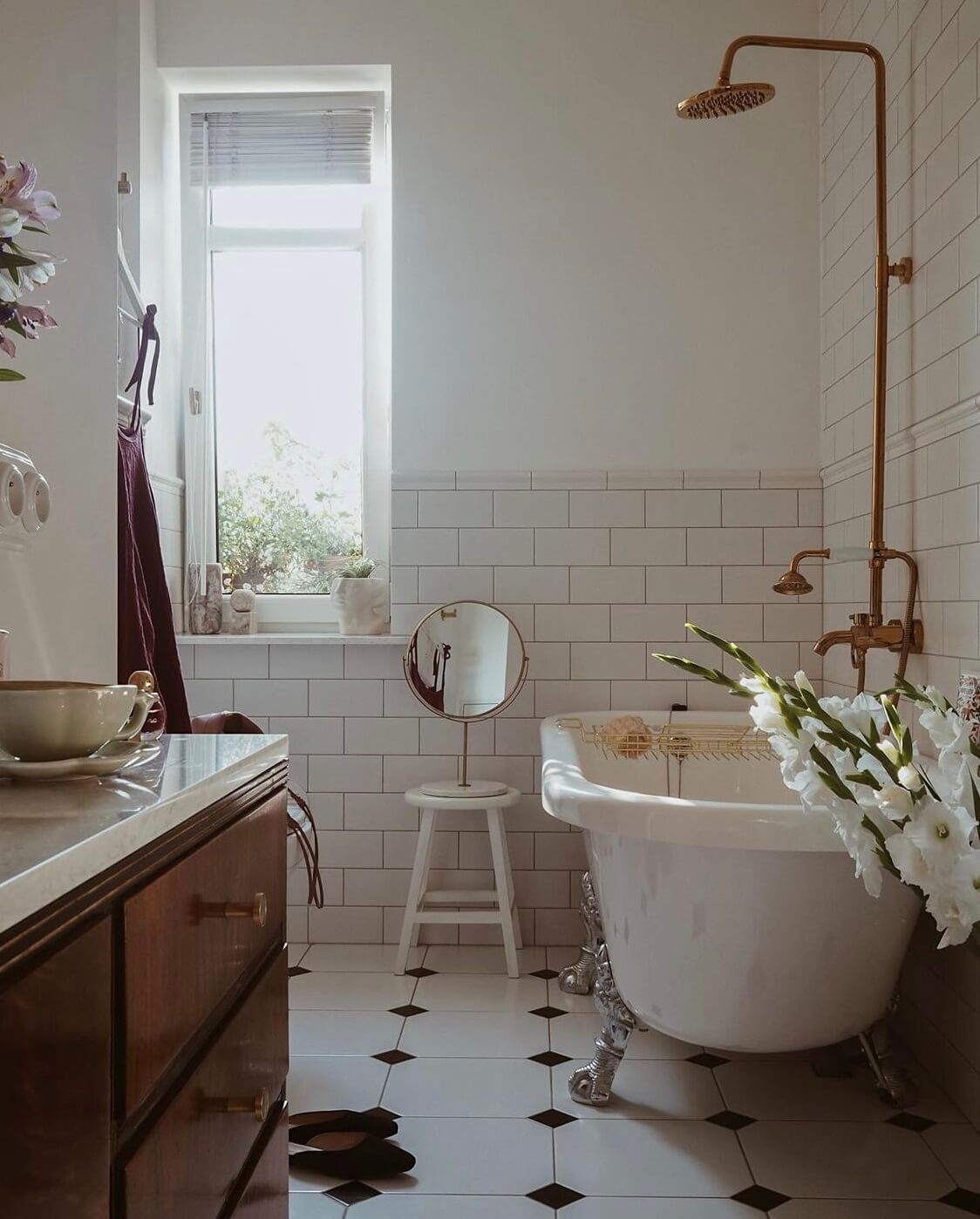 A Warm Scandinavian-Inspired Home in Poland 24 bathroom-freestanding-bath-warm-apartment-nordroom