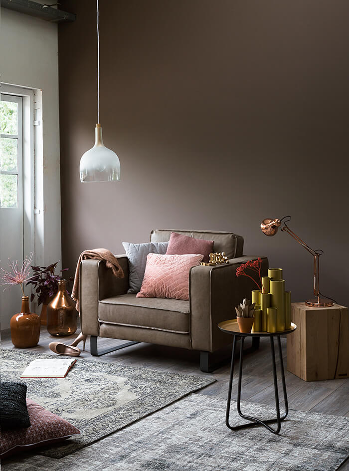 Home Decor Color Trends 2022: Natural Hues with Bright Pops 55 brown walls metallic color trends 2022 nordroom Home Decor Color Trends 2022: Natural Hues with Bright Pops