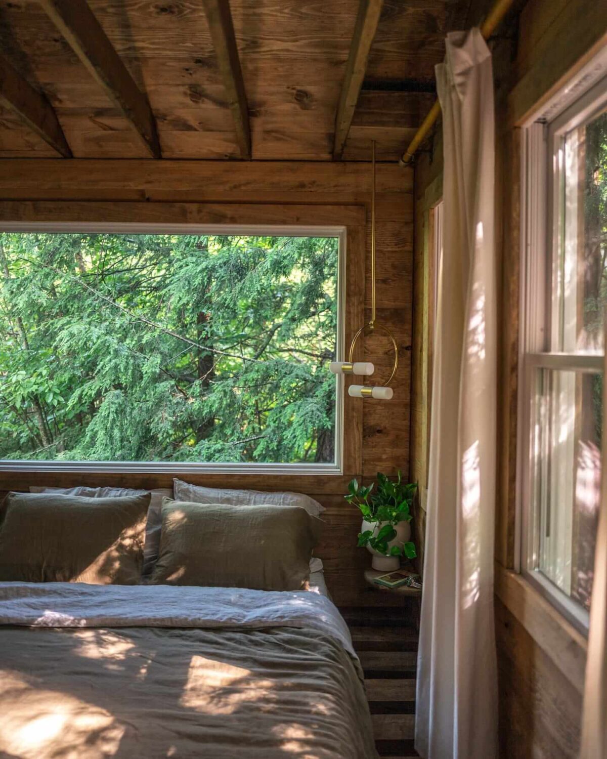 The Cabin by The Hunter Houses 20 cabin-bedroom-nordroom