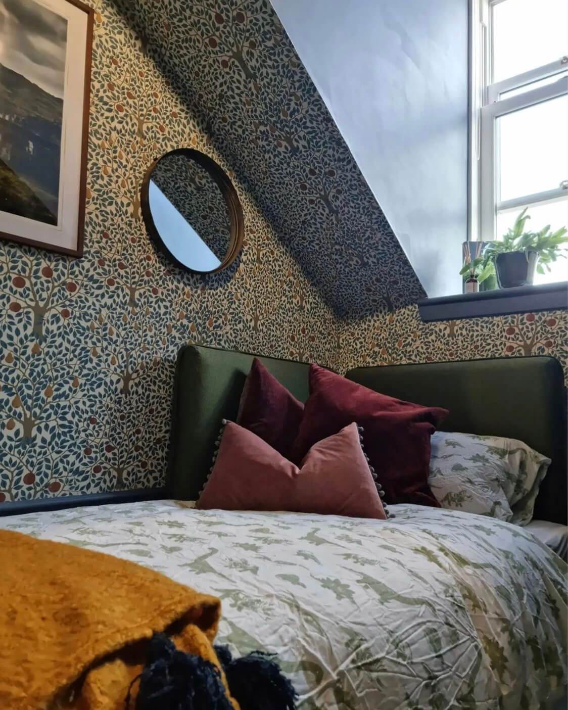 Heather's Colorful Eclectic Home in Scotland 10 colorful-snug-victorian-home-aberdeen-nordroom