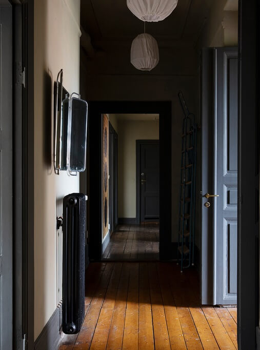 Earthy Tones in a Historic Swedish Apartment 17 earthy-tones-historic-swedish-apartment-nordroom