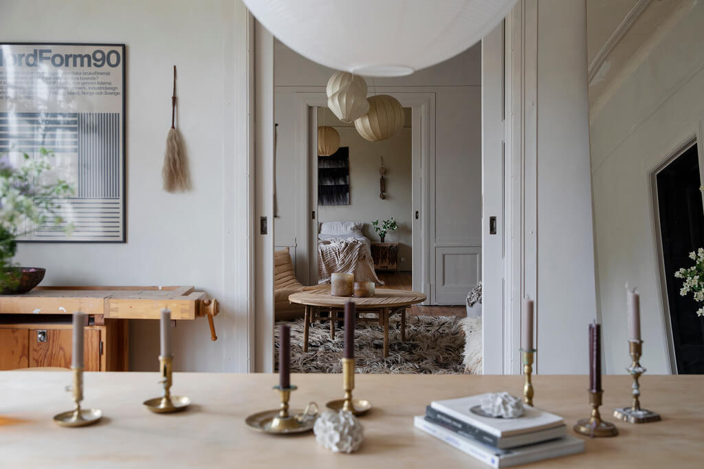 Earthy Tones in a Historic Swedish Apartment 7 earthy-tones-historic-swedish-apartment-nordroom