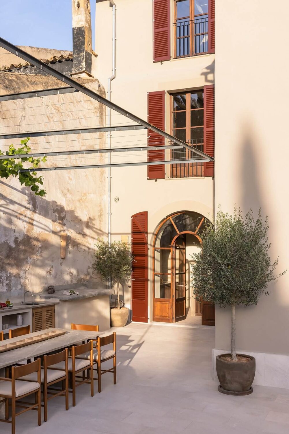A Renovated Historic Townhouse on Mallorca 24 garden-townhouse-majorca-durietz-design-nordroom