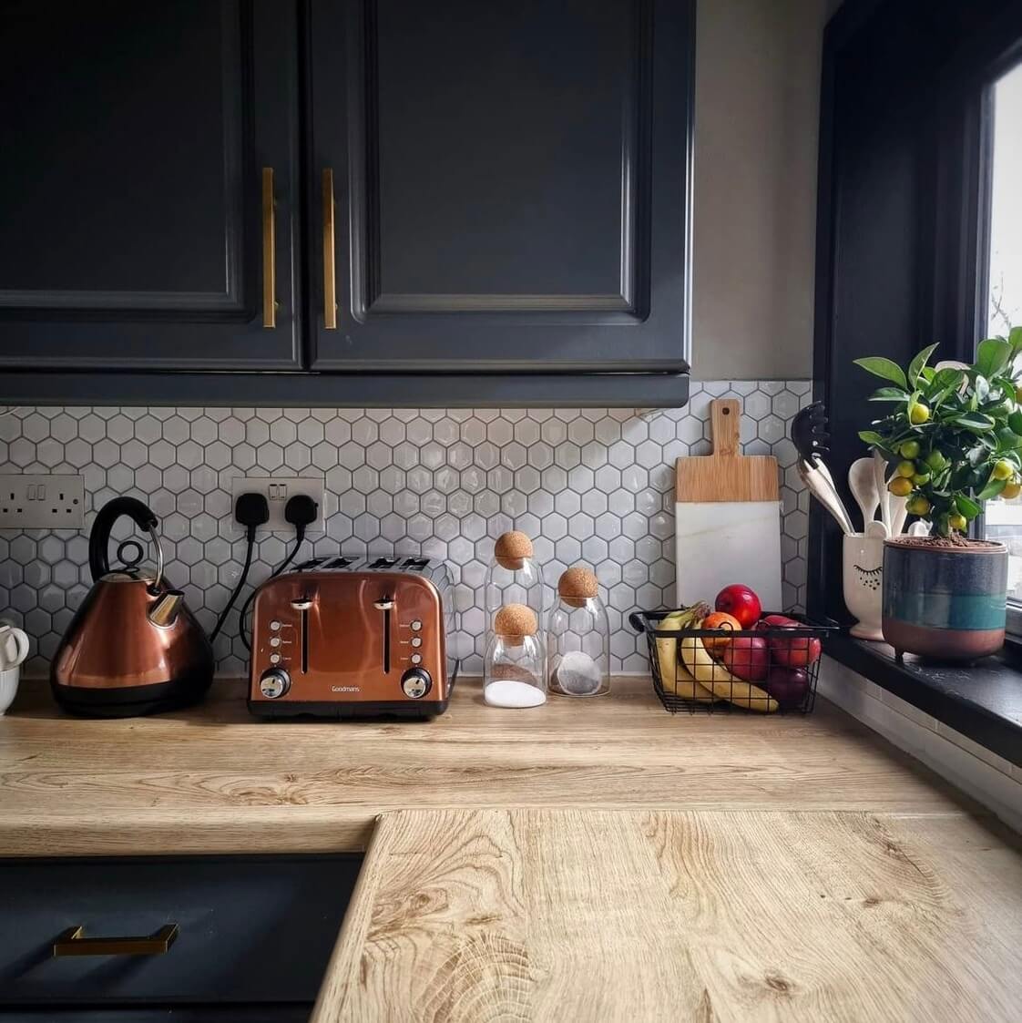 Heather's Colorful Eclectic Home in Scotland 8 grey-kitchen-victorian-home-aberdeen-nordroom