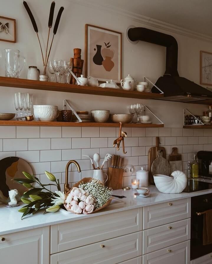 A Warm Scandinavian-Inspired Home in Poland 11 kitchen-open-shelves-warm-apartment-nordroom