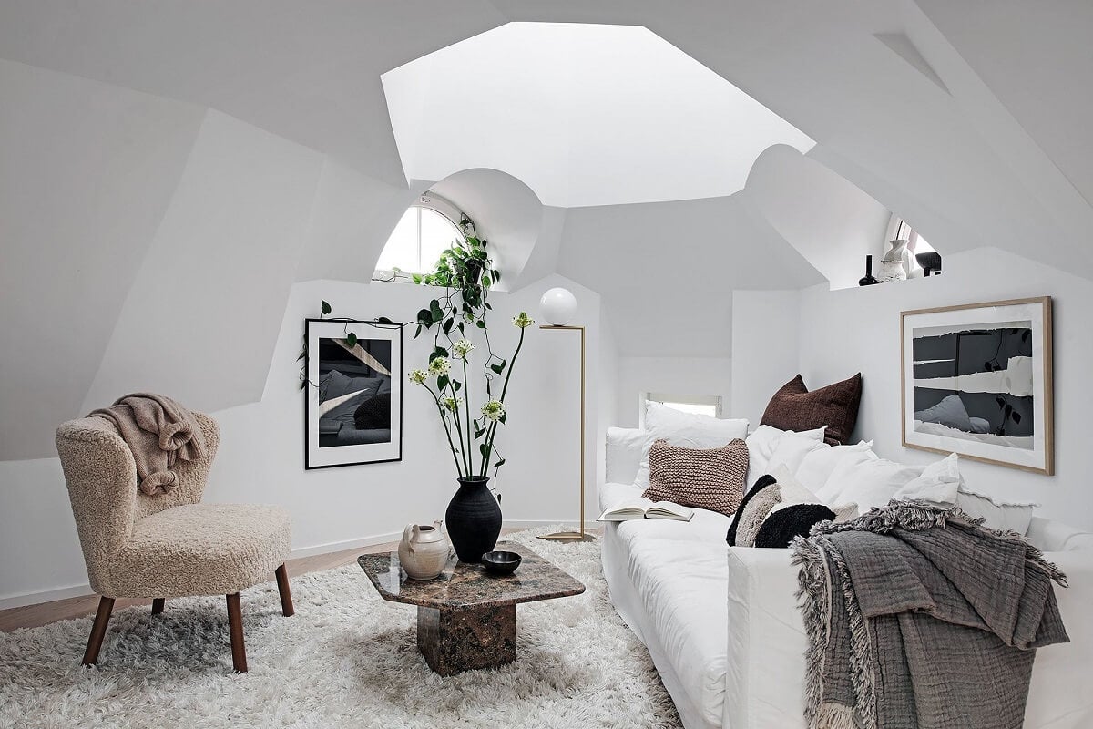 A Tiny but Light Attic Apartment in Sweden 1 tiny-light-scandinavian-attic-apartment-nordroom