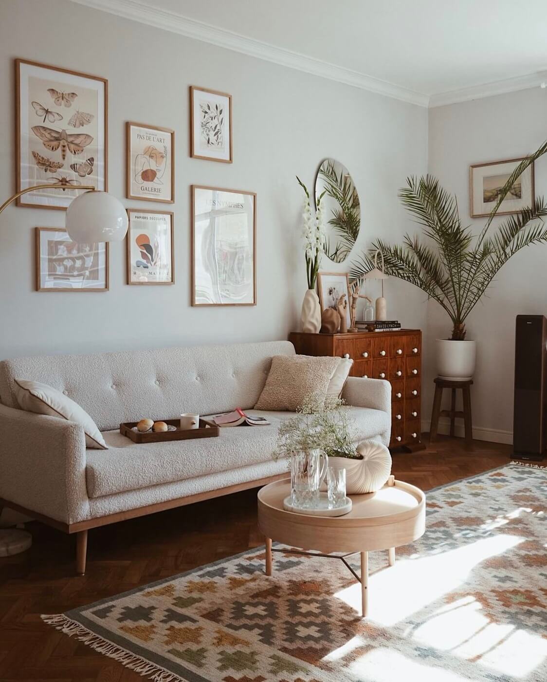 A Warm Scandinavian-Inspired Home in Poland 2 warm-scandinavian-inspired-apartment-poland-nordroom