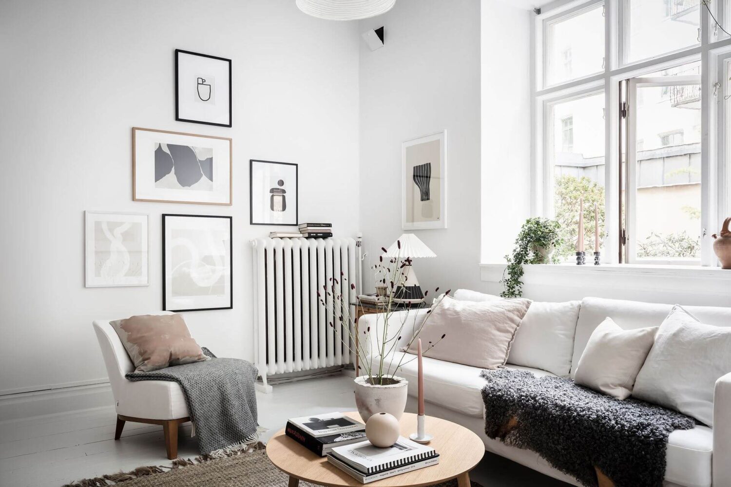 A White Scandinavian Studio Apartment With Loft Bed 5 white-scandinavian-studio-apartment-loft-bed-nordroom